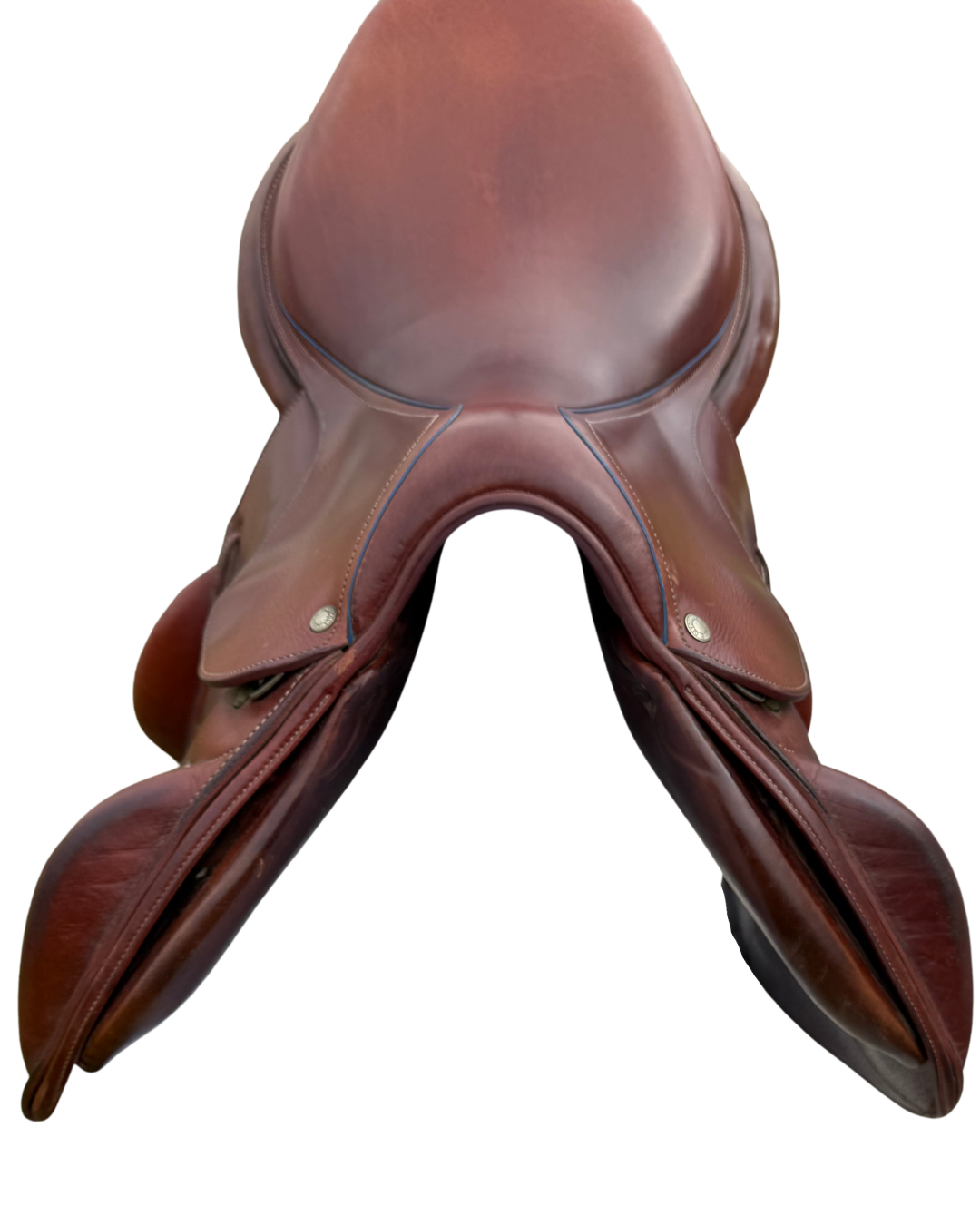 Devoucoux Chiberta O dressage saddle seat view 17.5 inch calfskin leather
