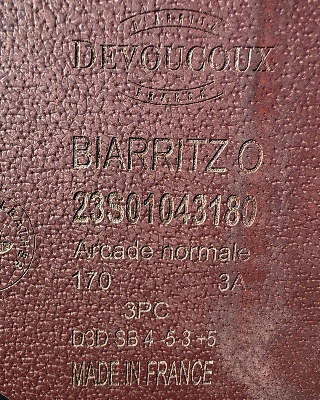 Devoucoux • Biarritz O • 17”