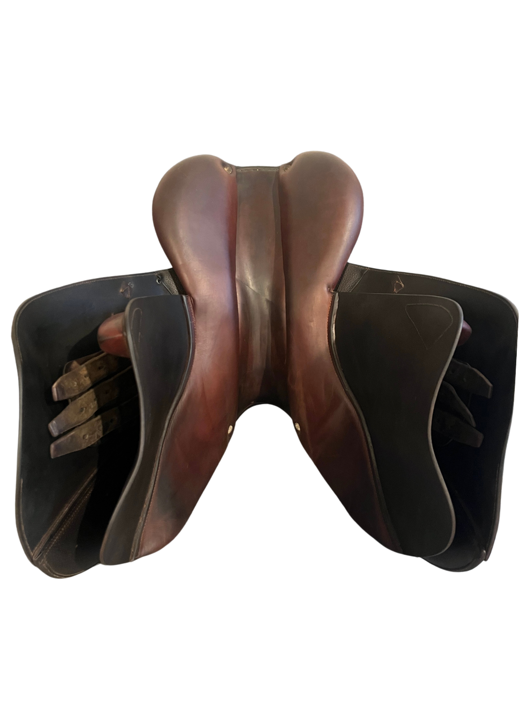CWD SE01 Jump Saddle | 17.5”