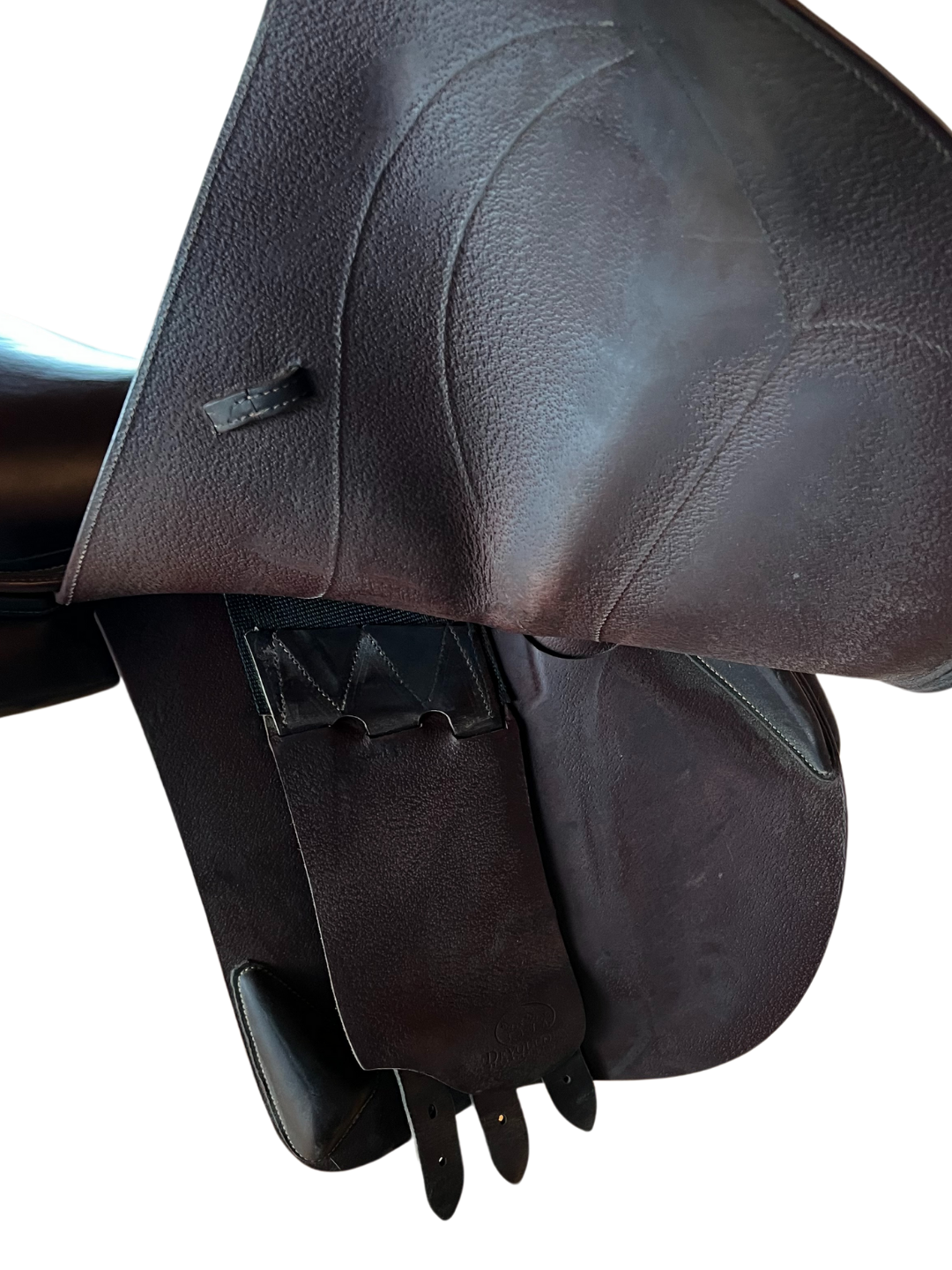 Devoucoux Biarritz S Jump Saddle | 16.5”