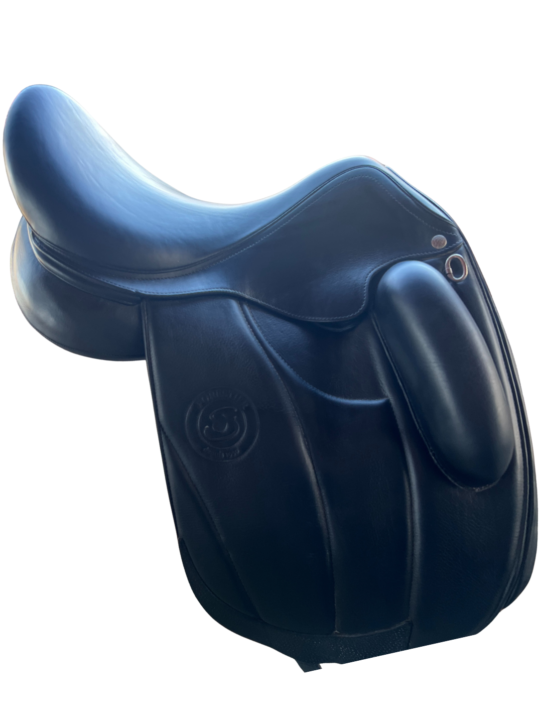 Forestier Aachen Dressage Saddle | 16”