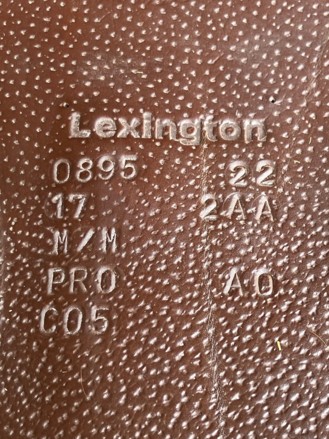 Voltaire Design Lexington Monoflap Saddle | 17"